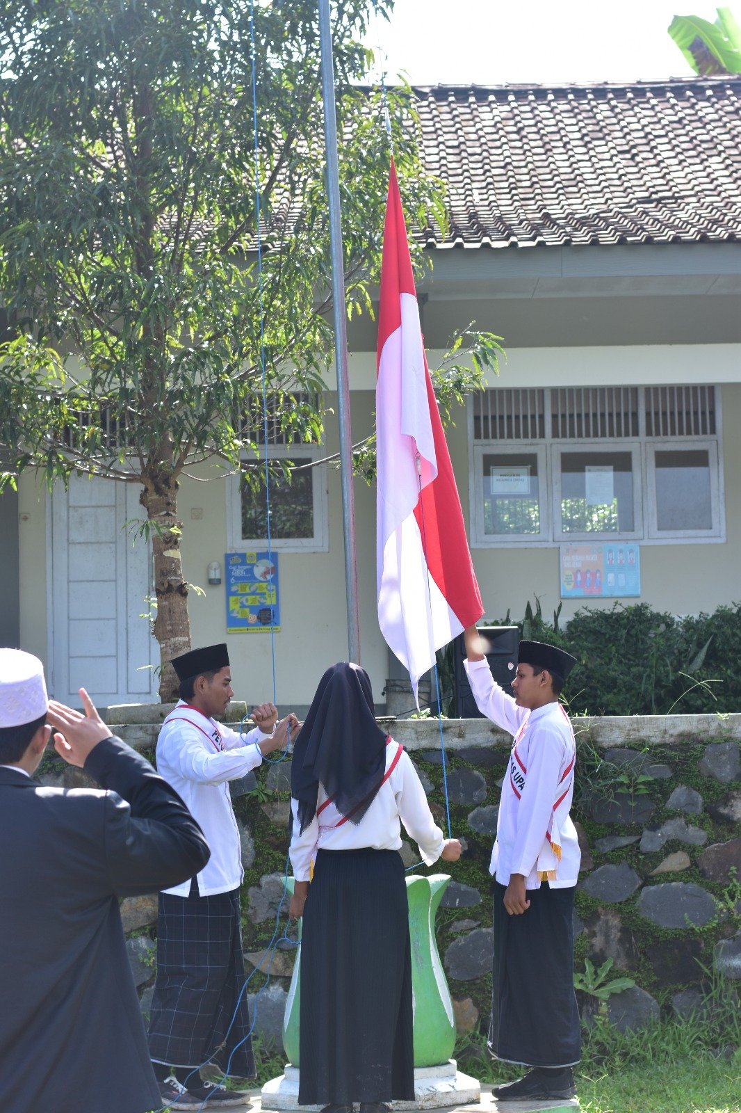 upacara hari santri nasional 2022 smk ypia cimanggu